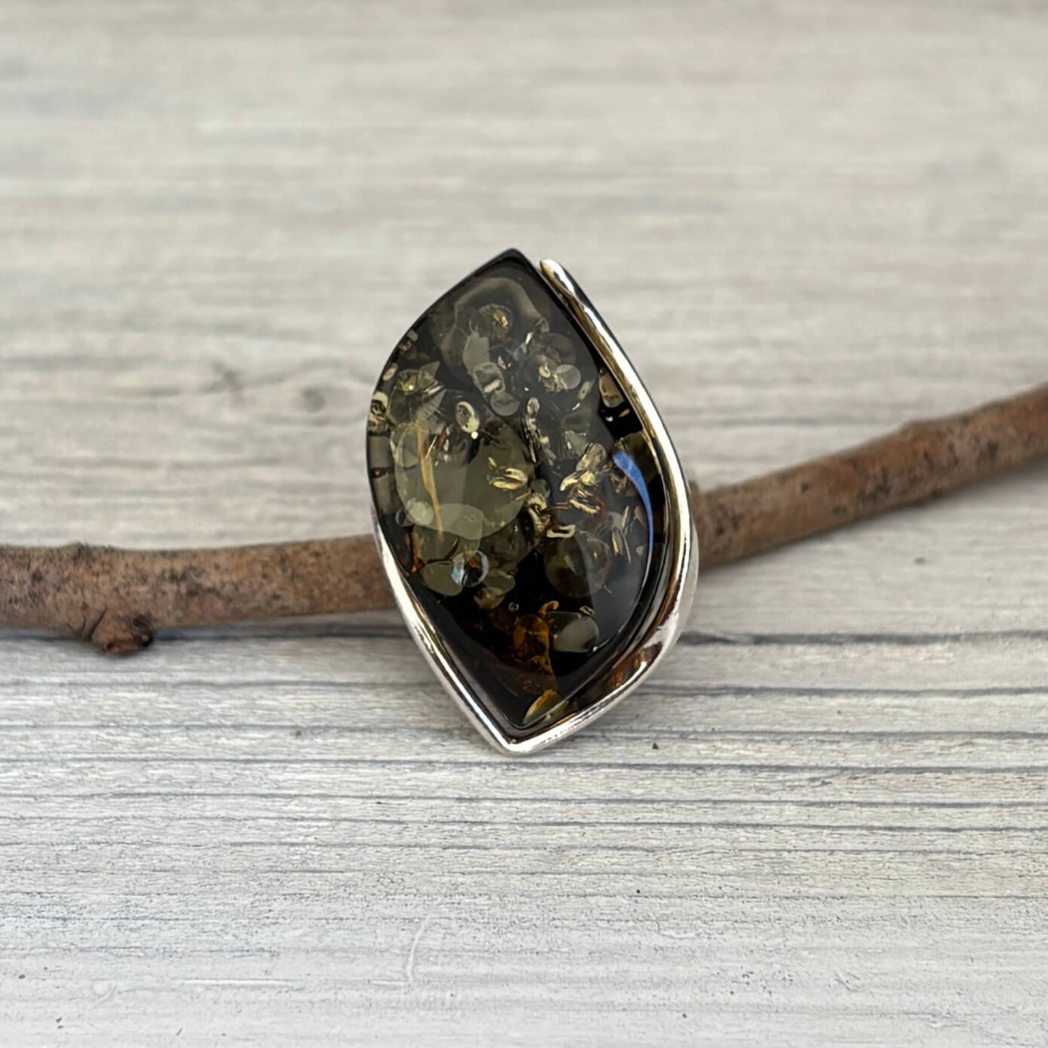 green amber adjustable ring front