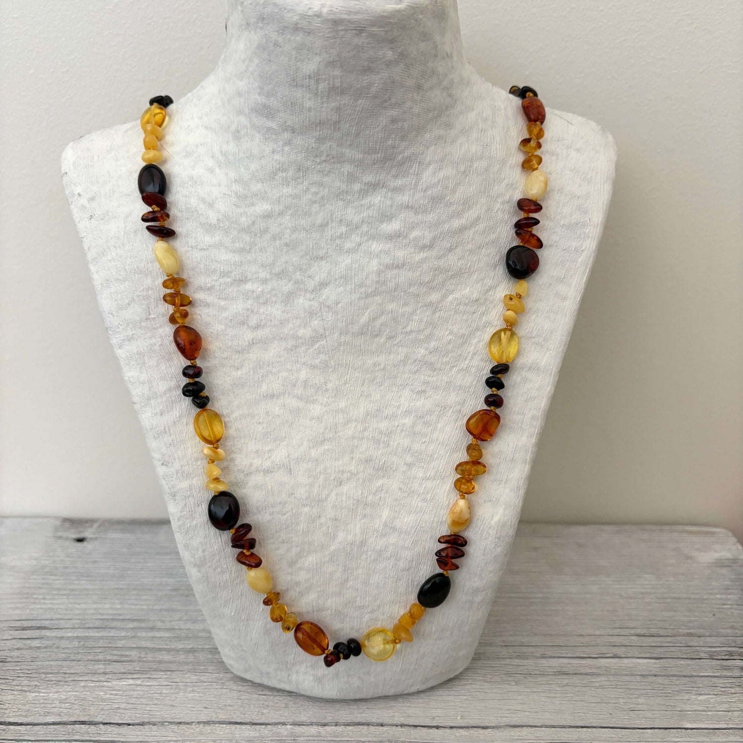 polished beaded mixed coloured necklace front