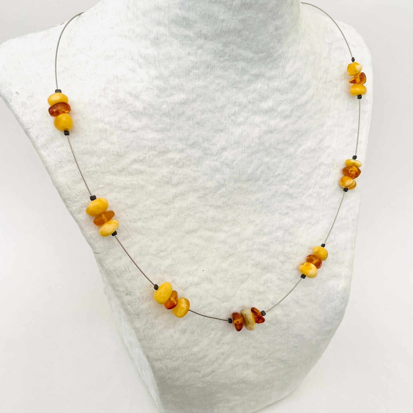 Mixed Baltic cognac and yellow amber wire necklace