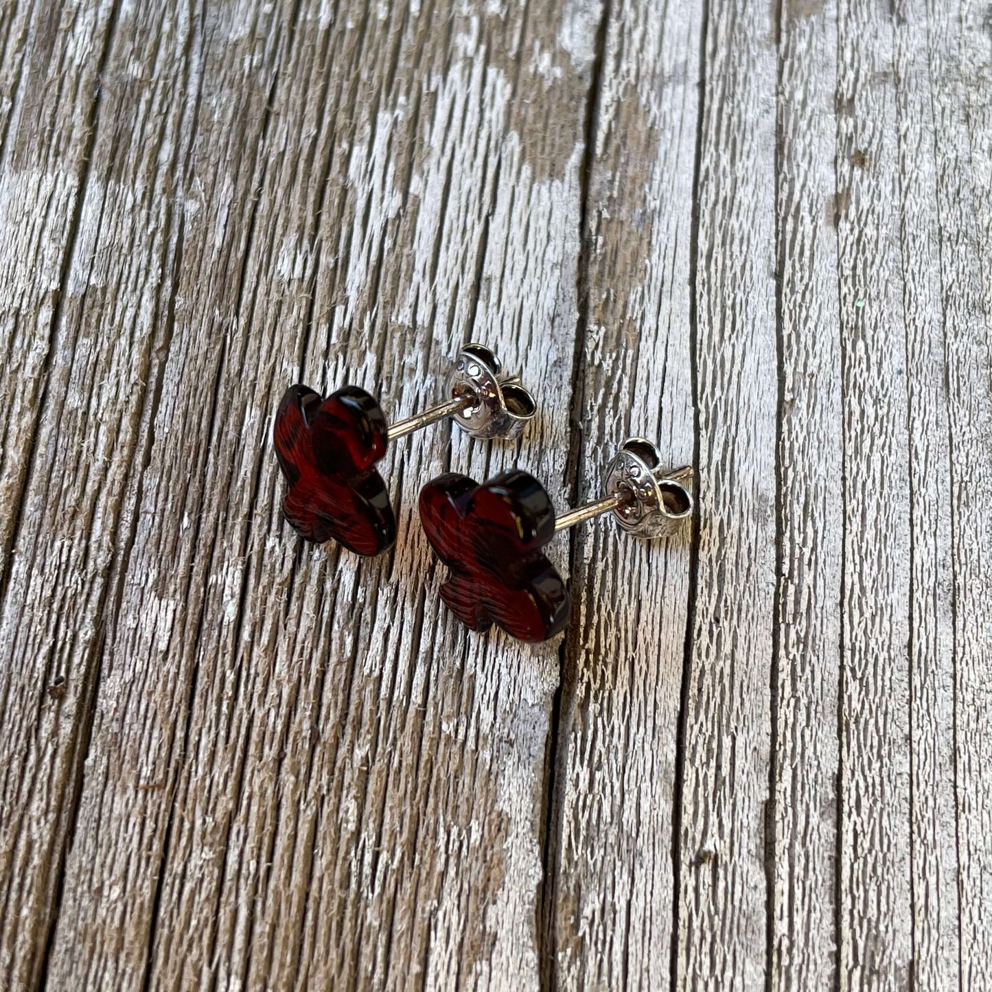amber and silver clover stud earrings