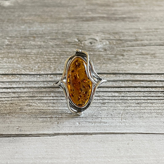 antique style cognac amber ring front