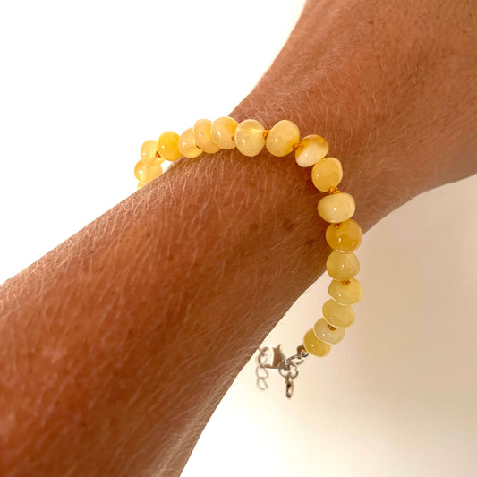 adjustable yellow amber bracelet with lobster claw