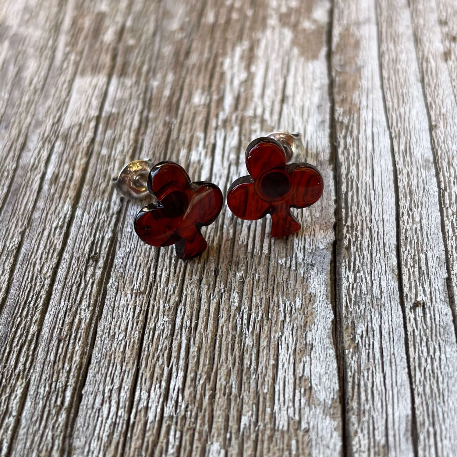 amber and silver clover stud earrings