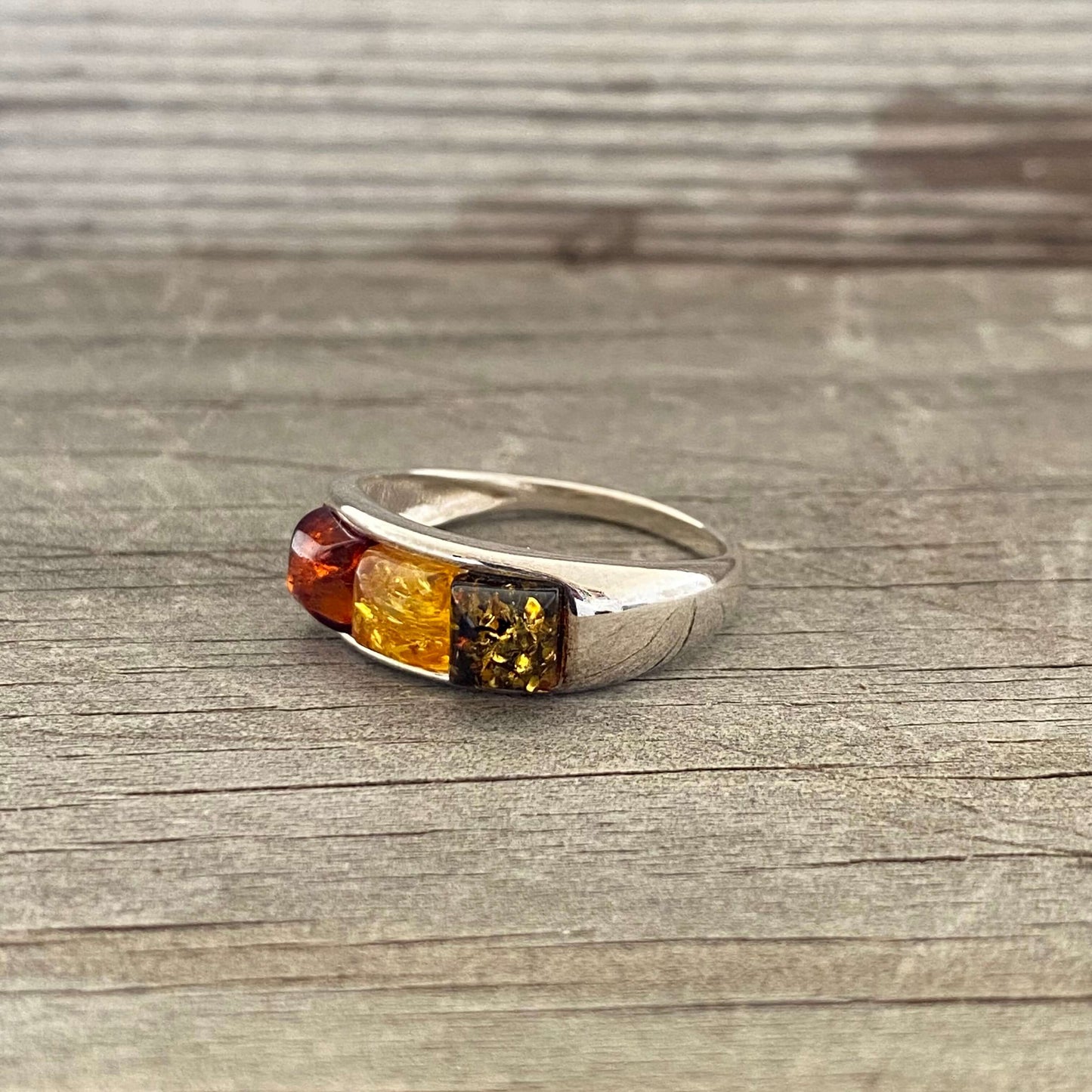 sterling silver square shaped mixed coloured amber ring